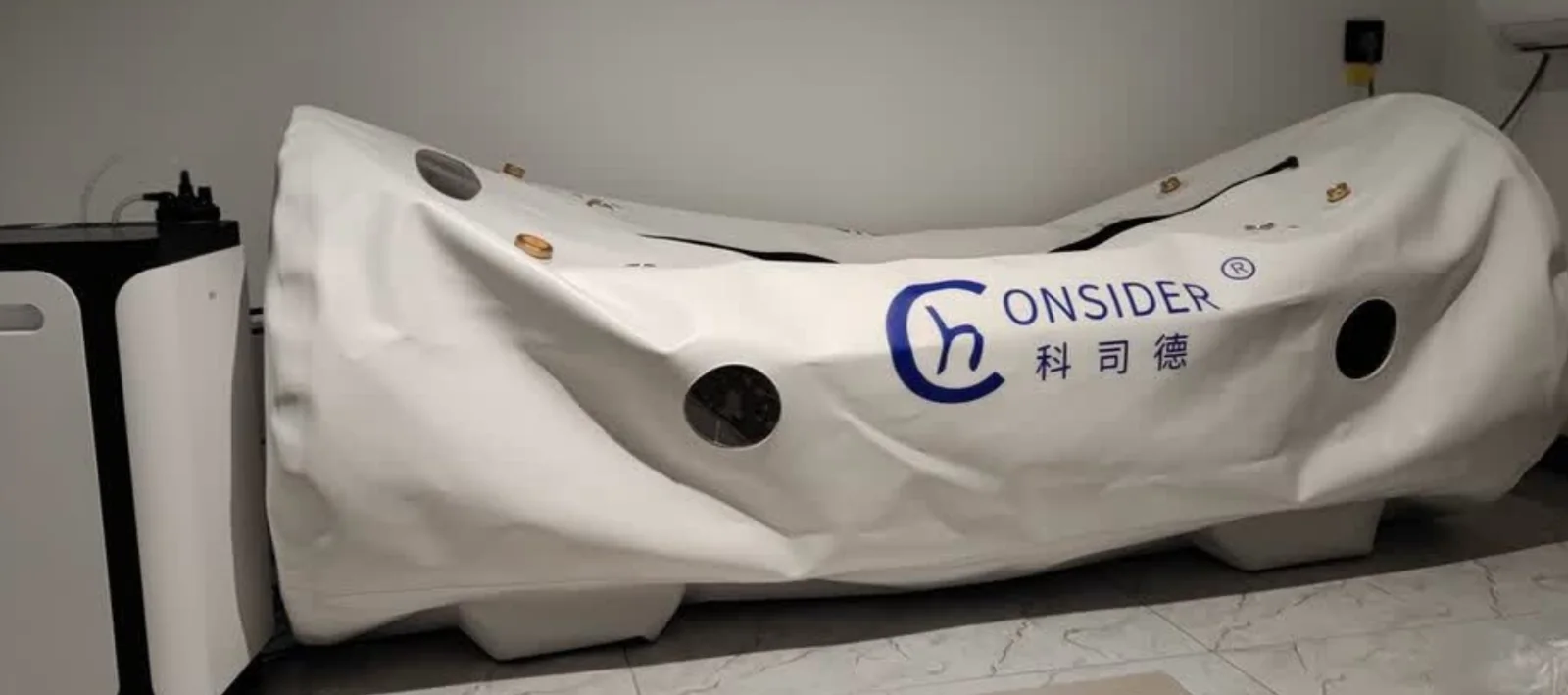 CONSIDER soft lying chamber and oxygen equipment in a home room
